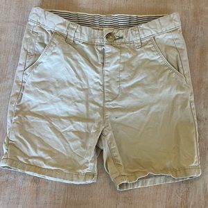 Zara khaki shorts
